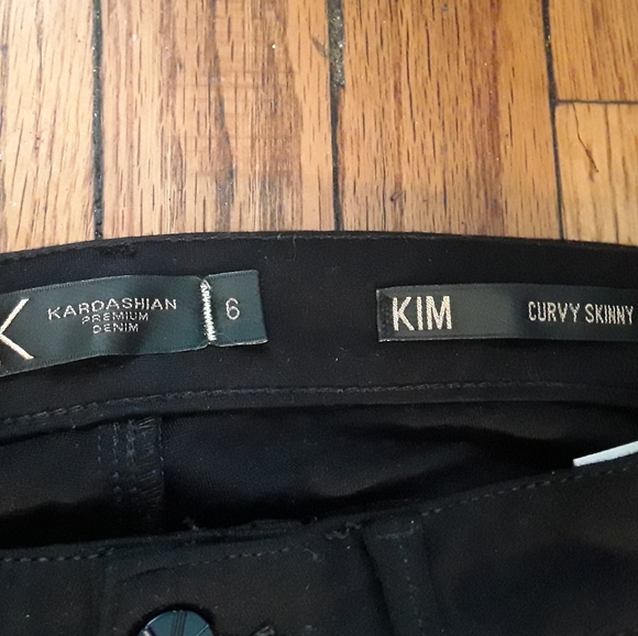 Kardashian Kollection Premium Denim Kim Curvy Skinny Black Stretch Jeans. Size 6 - Picture 2 of 7
